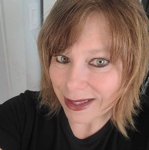 Meet your Posher, Diane